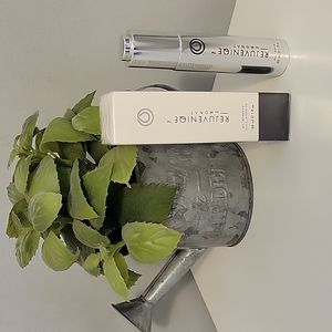 New in Box Rejuvenique by Monat